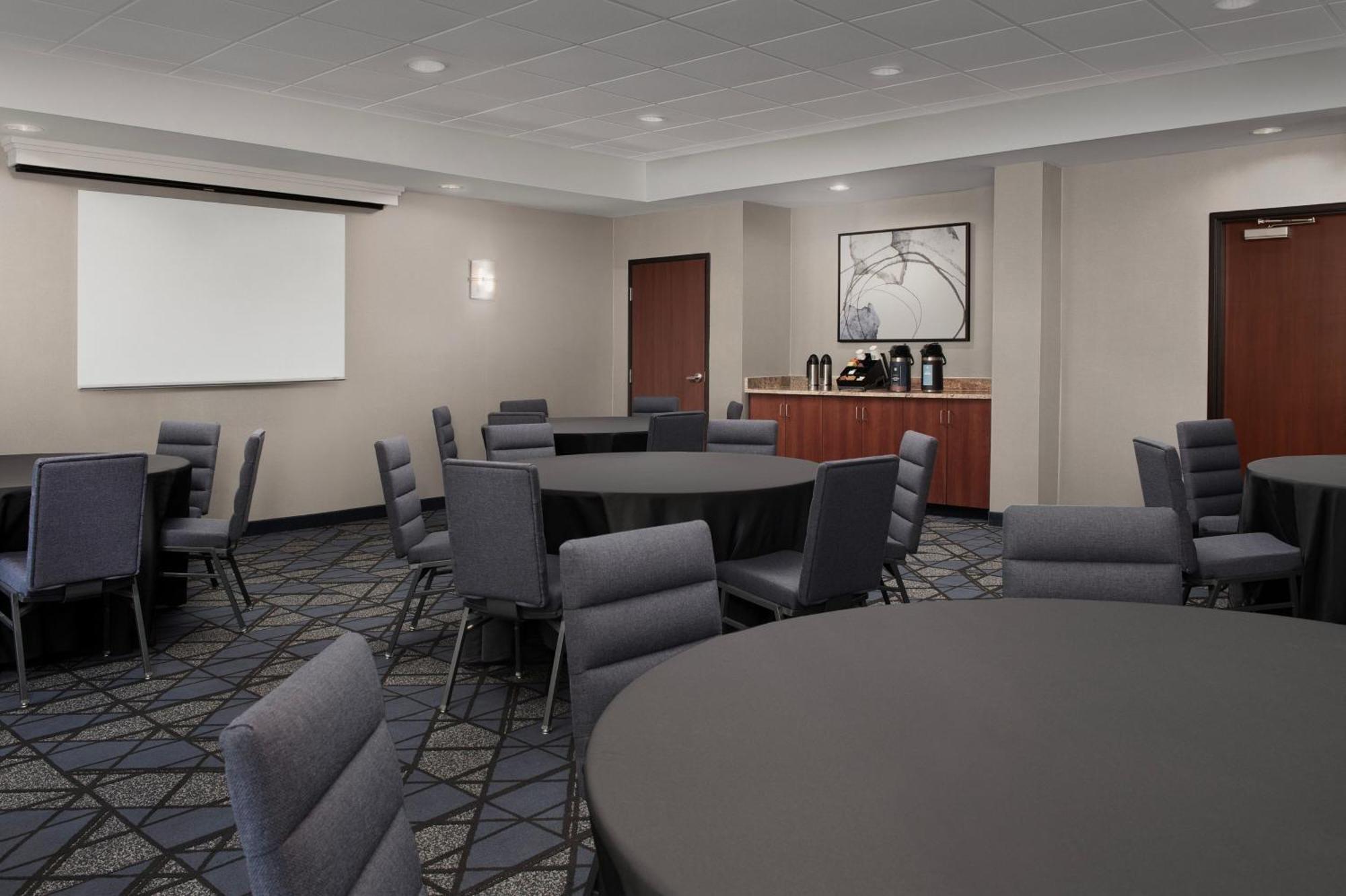 Courtyard By Marriott Panama City Dış mekan fotoğraf