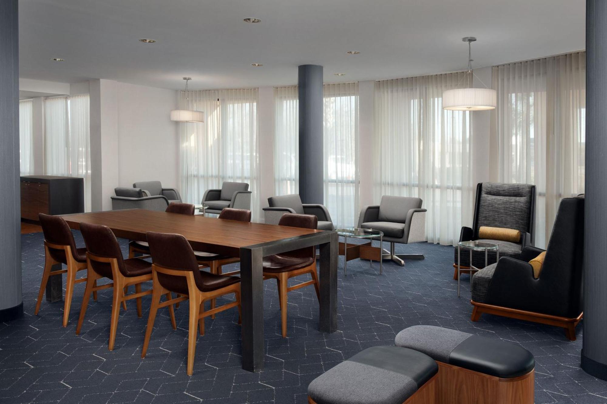 Courtyard By Marriott Panama City Dış mekan fotoğraf