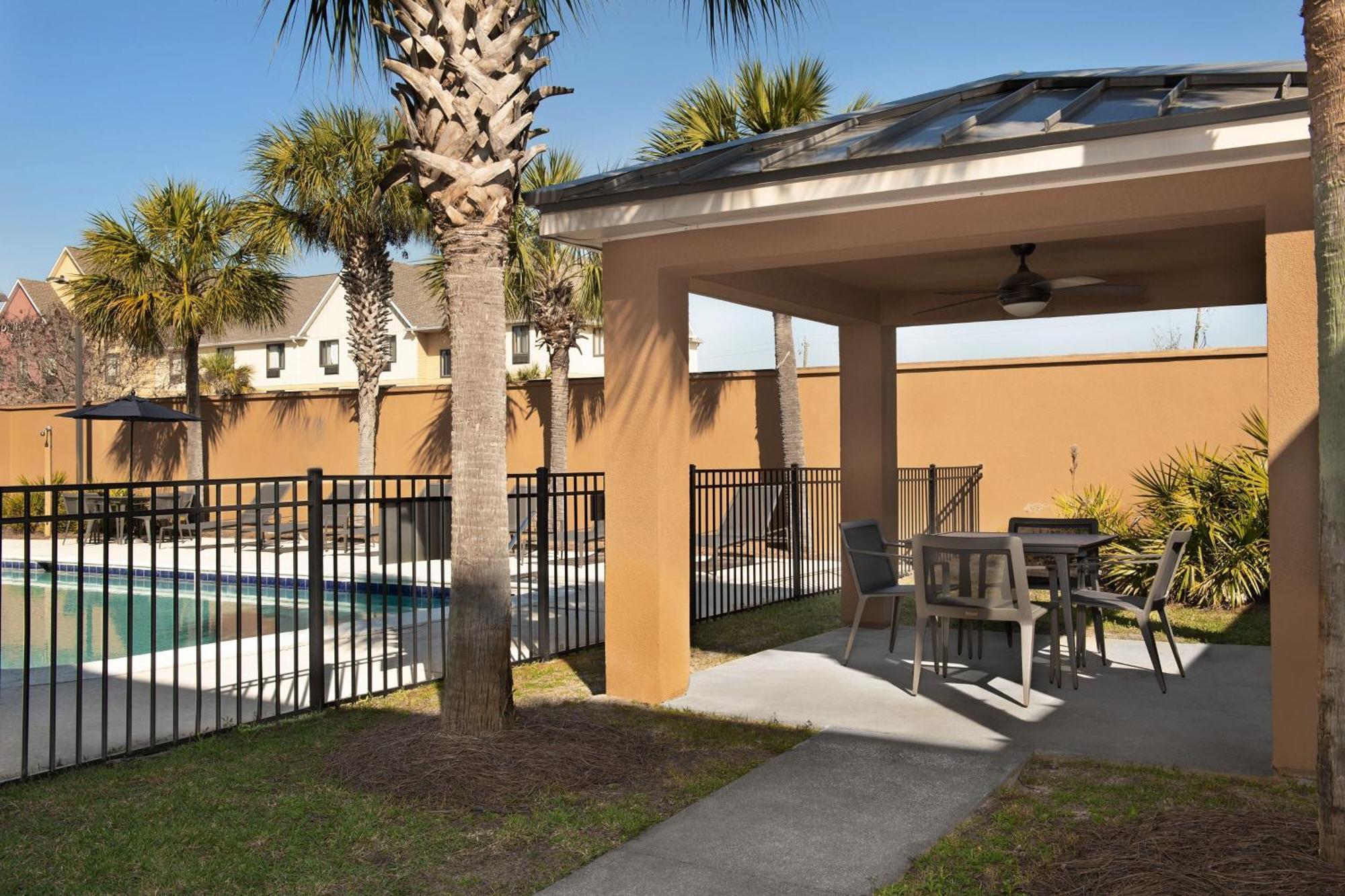 Courtyard By Marriott Panama City Dış mekan fotoğraf