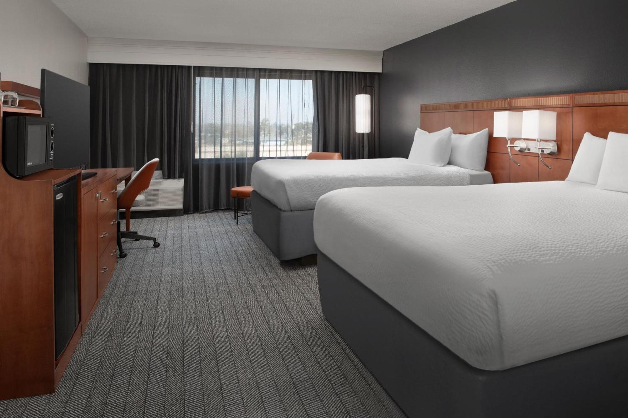 Courtyard By Marriott Panama City Dış mekan fotoğraf