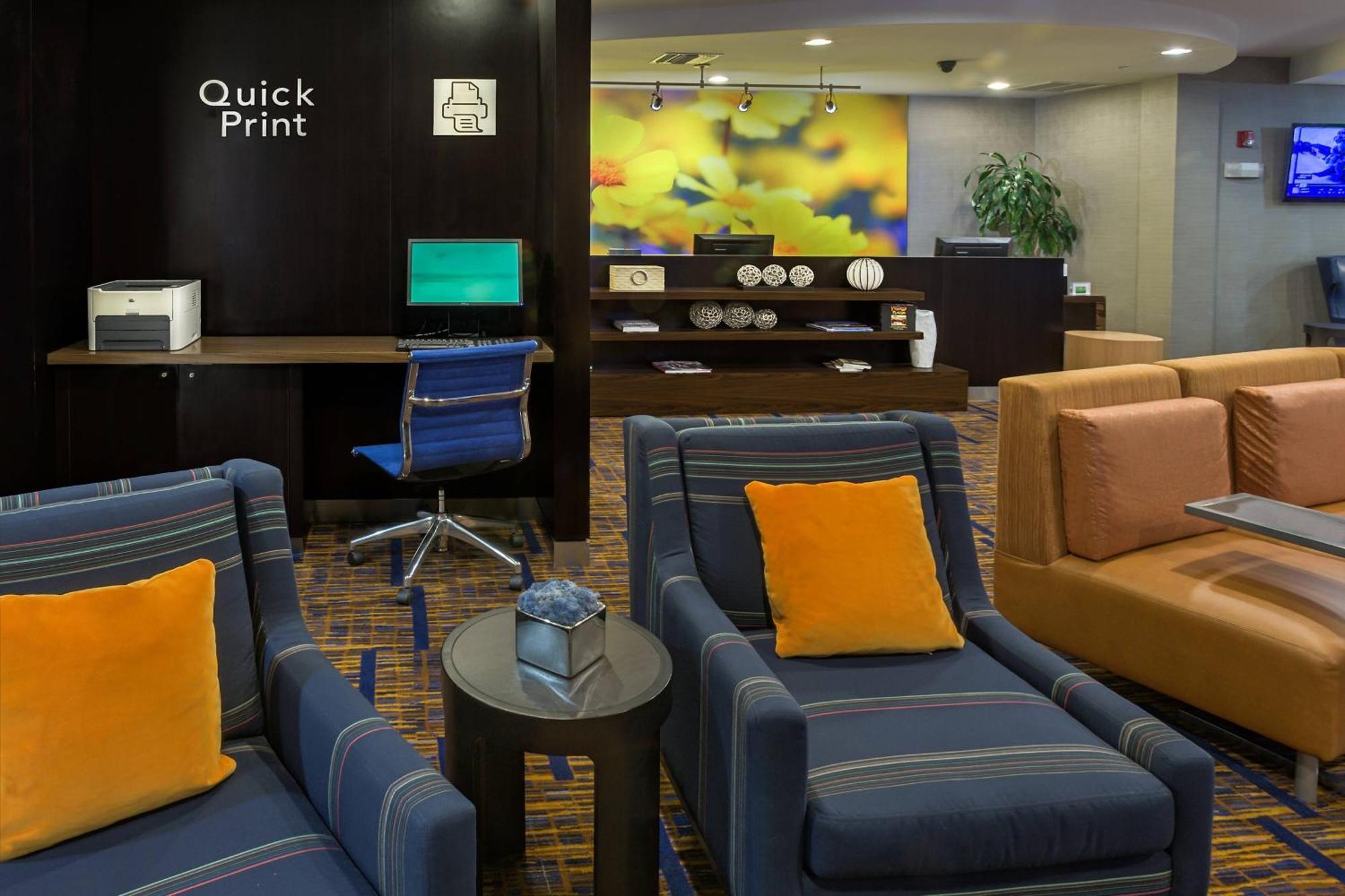 Courtyard By Marriott Panama City Dış mekan fotoğraf