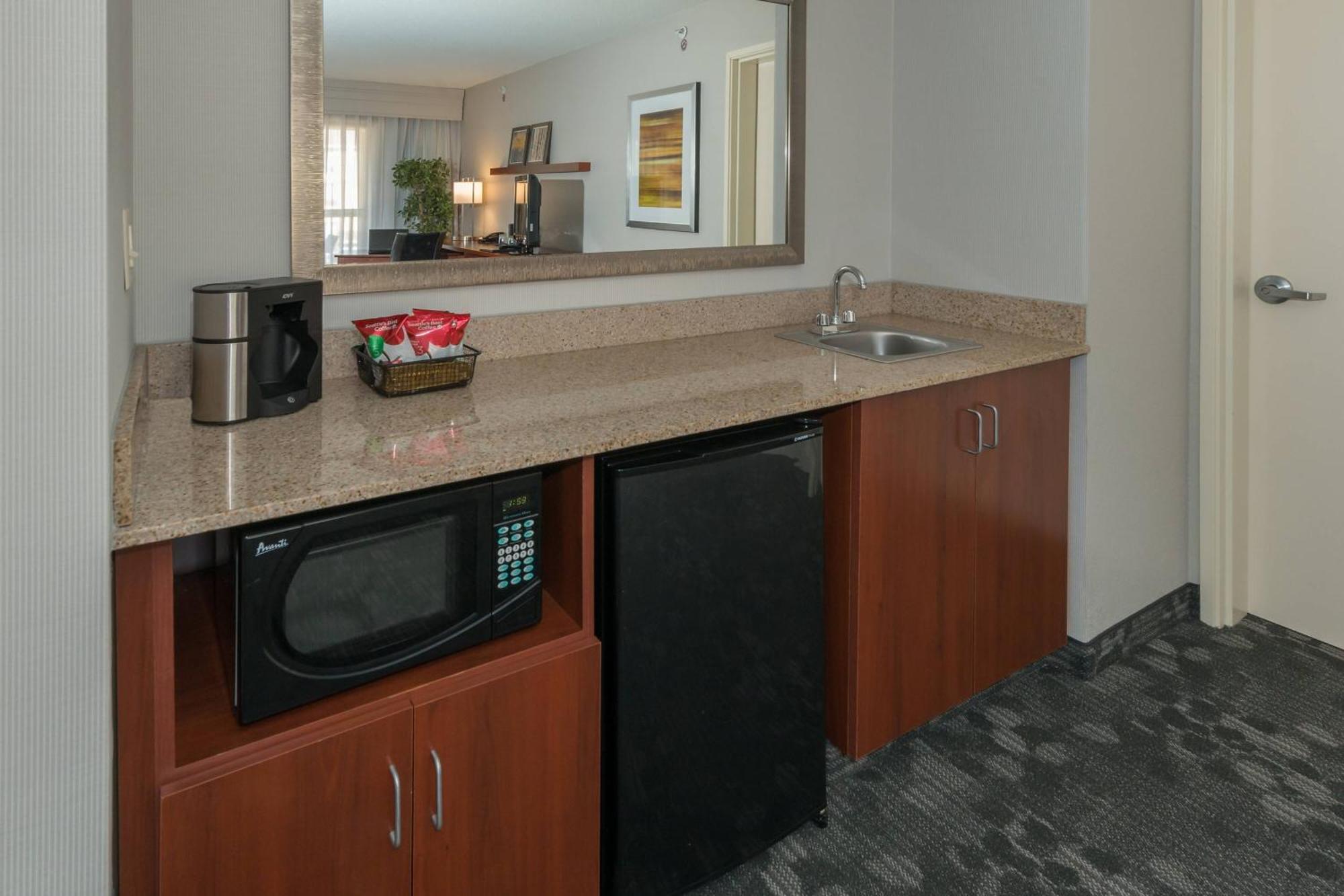 Courtyard By Marriott Panama City Dış mekan fotoğraf
